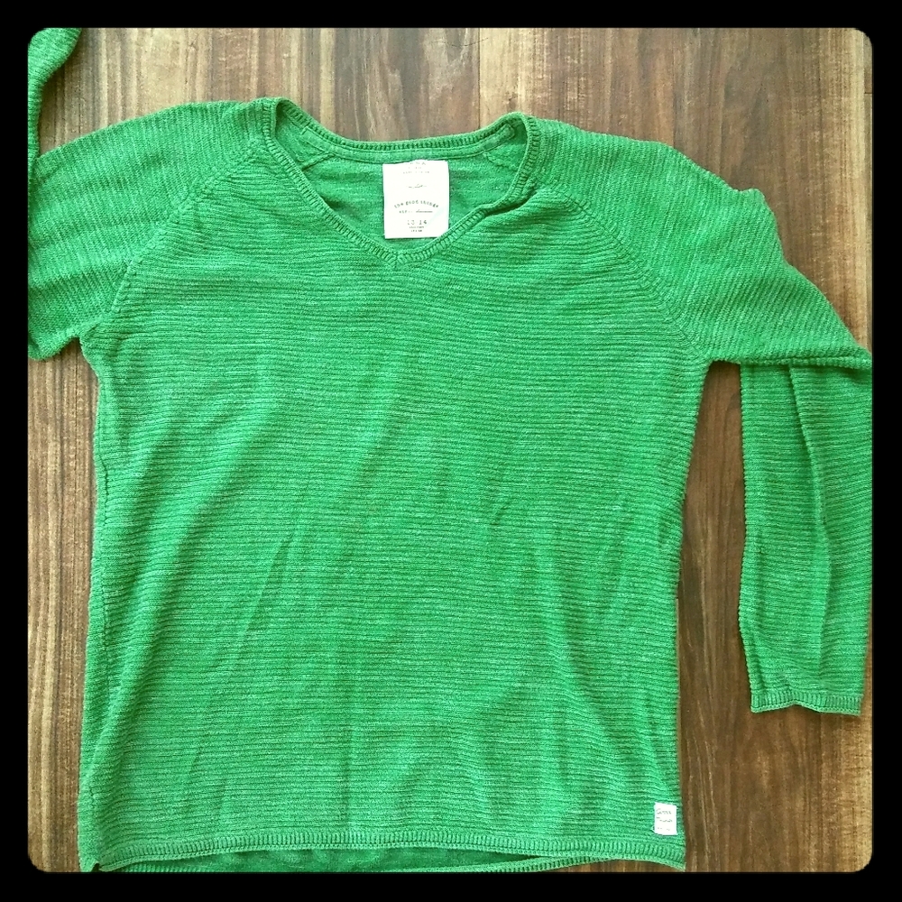 Zara knit top in a vibrant green